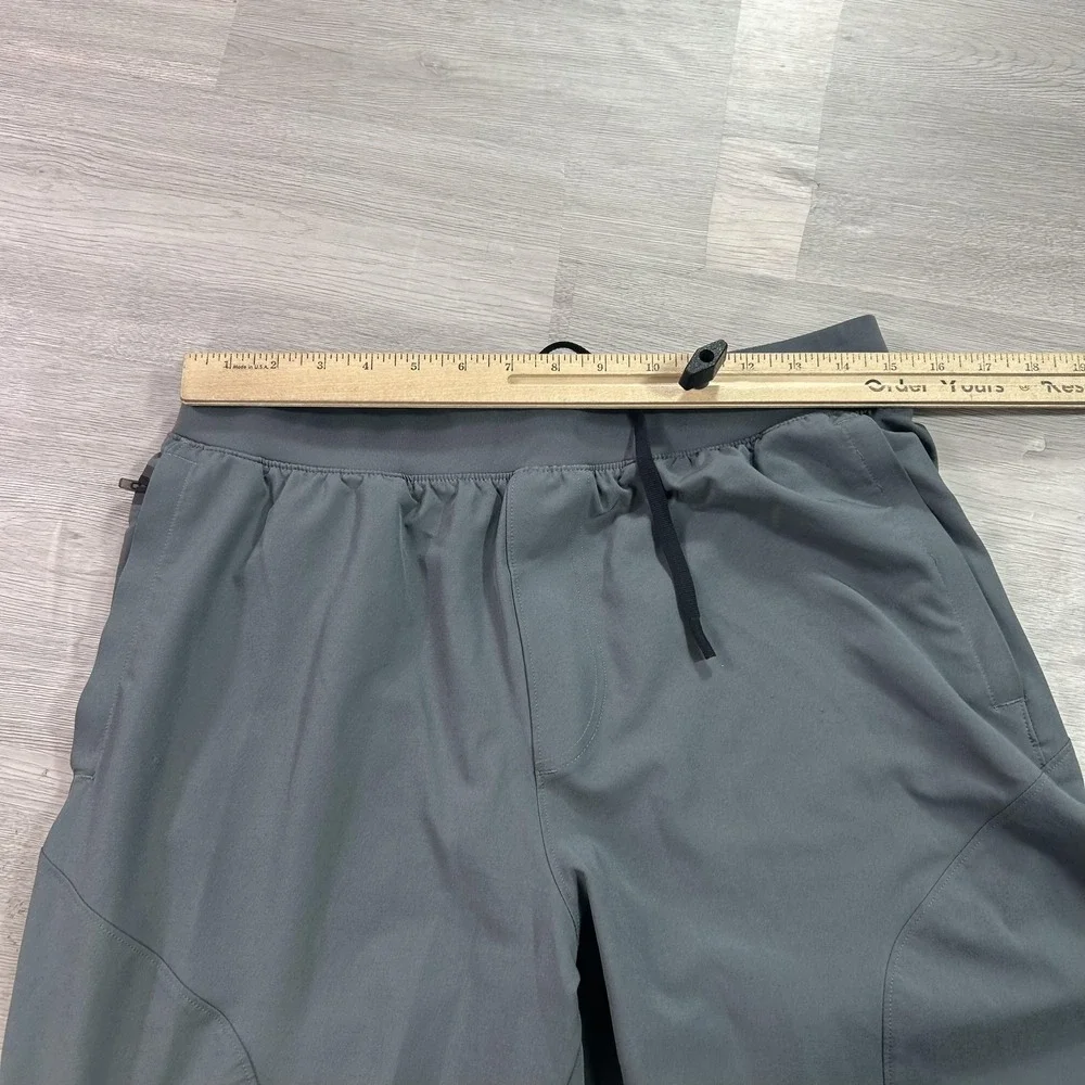 Under Armour Track Pants Mens Large Gray Woven Tapered Elastic Waist Athletic